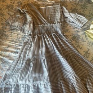 Midi dress size small